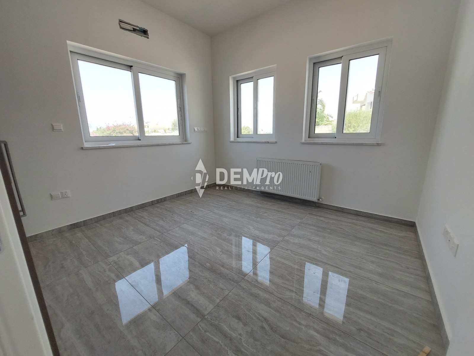 For sale 4 bedroom villa in pegia st george 