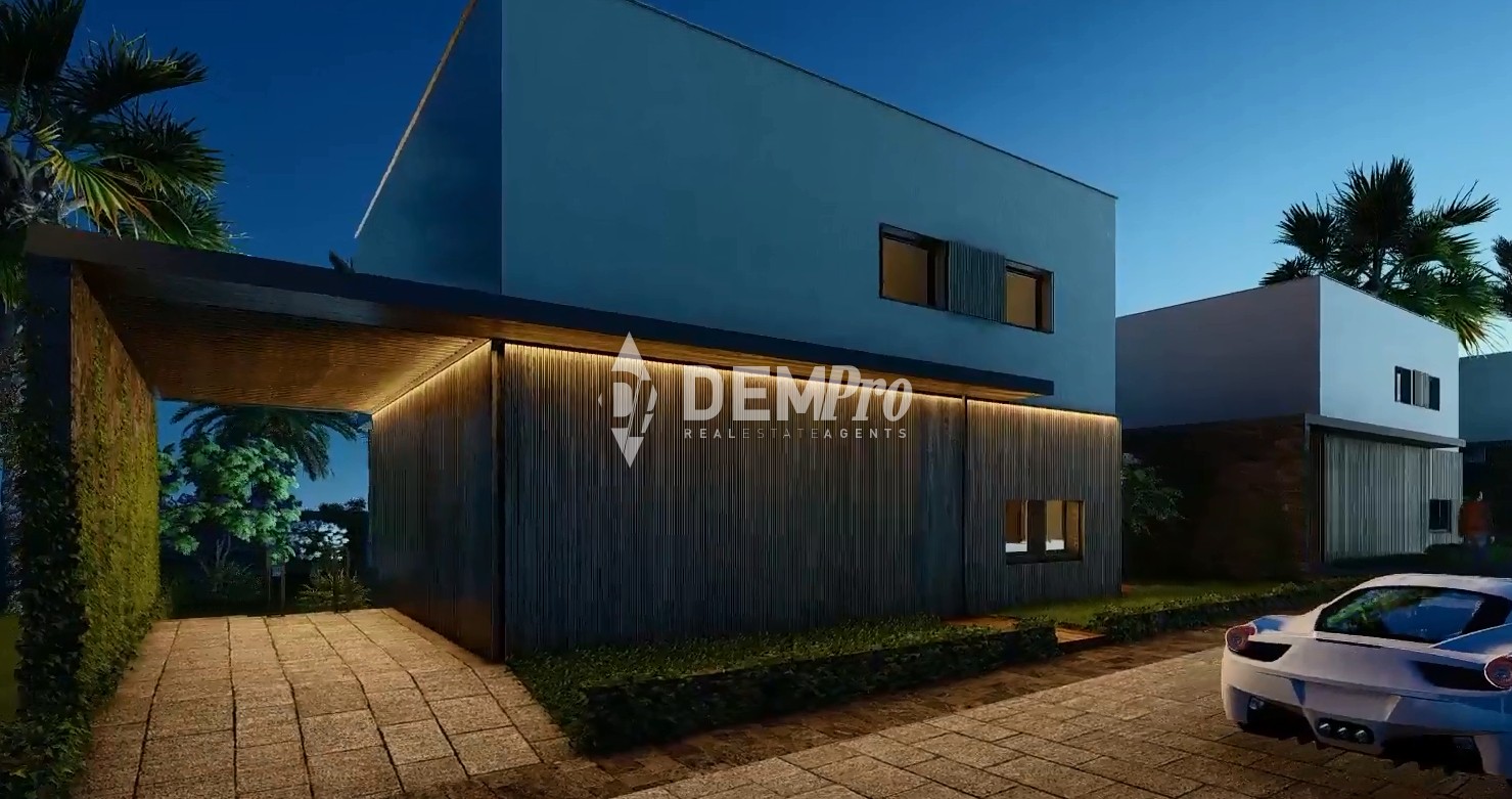 For Sale Exclusive Villas in Chloraka - Near the Beach