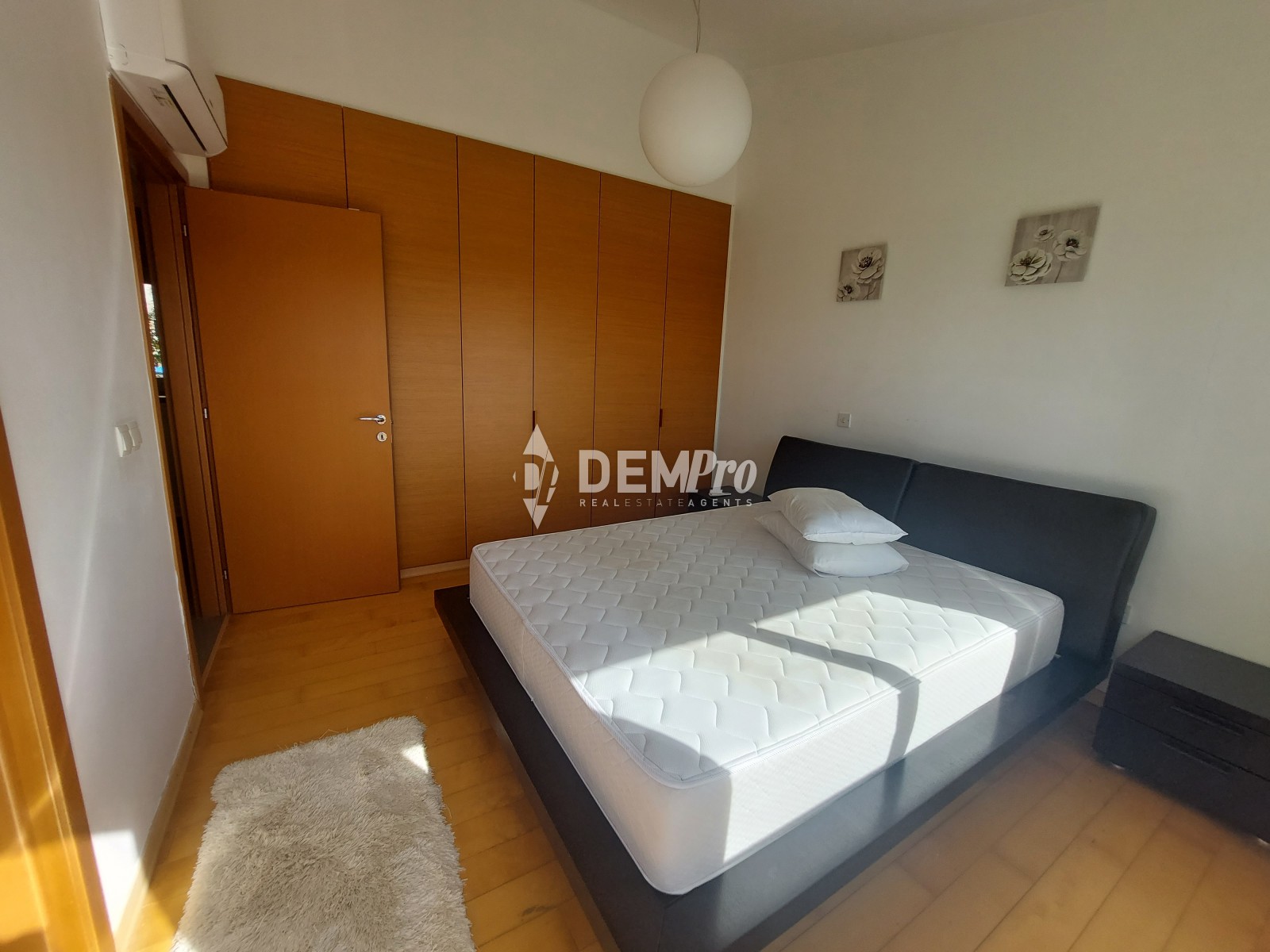 For Sale Villa in Chloraka