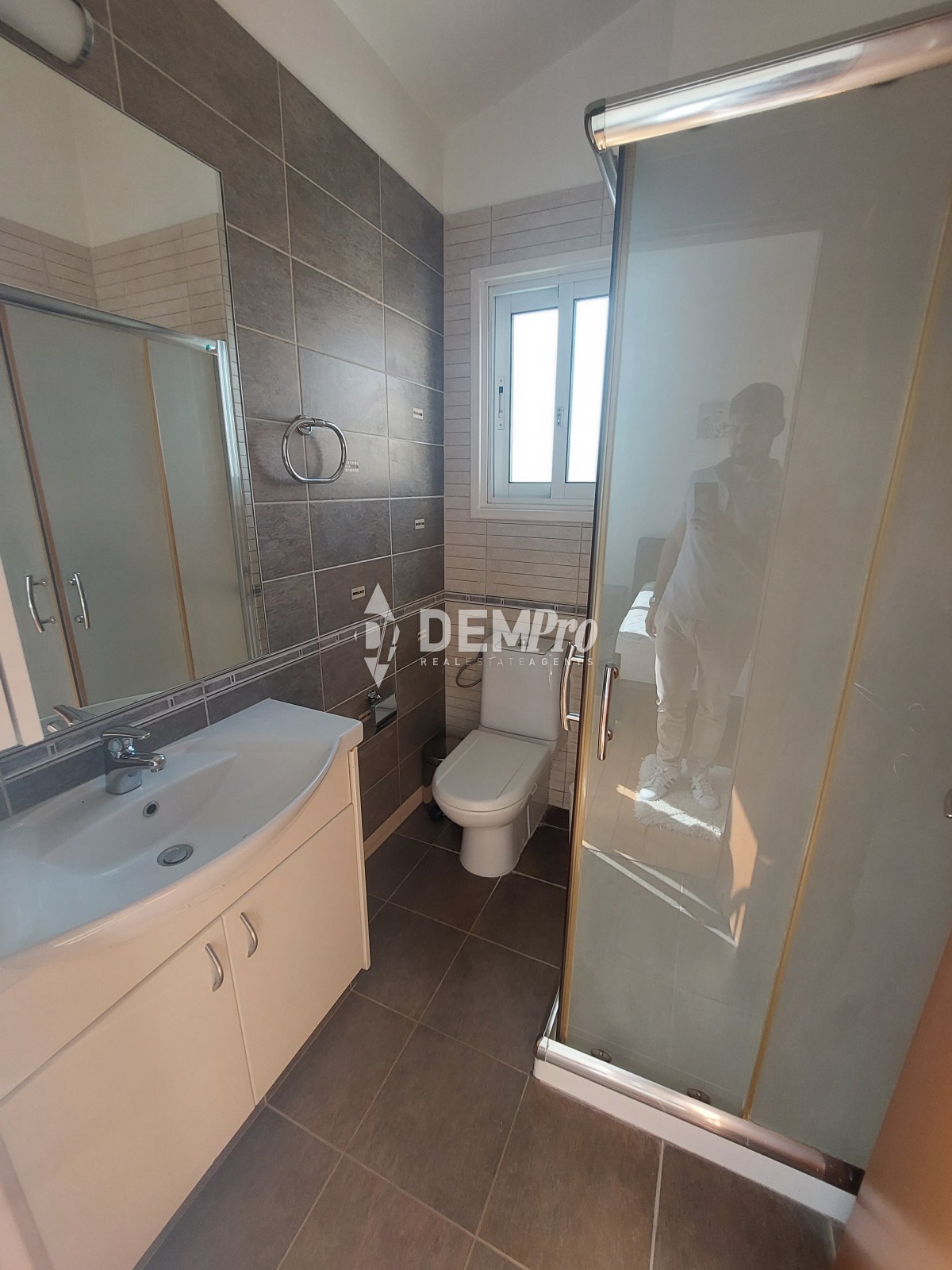 For Sale Villa in Chloraka