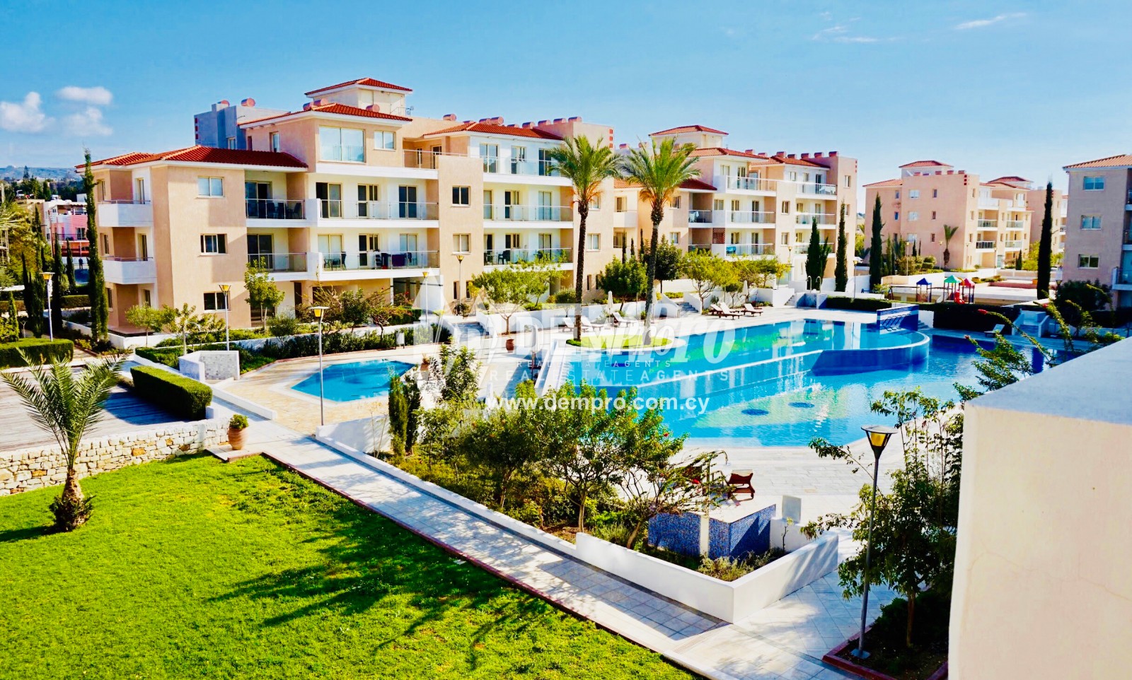 For Sale 2 Bedroom Apartment in Elysia Park