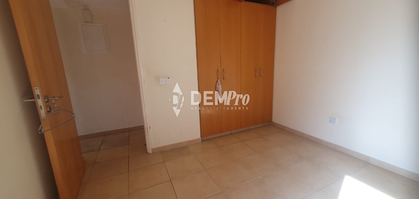 2 bedroom apartment in chloraka with Sea views