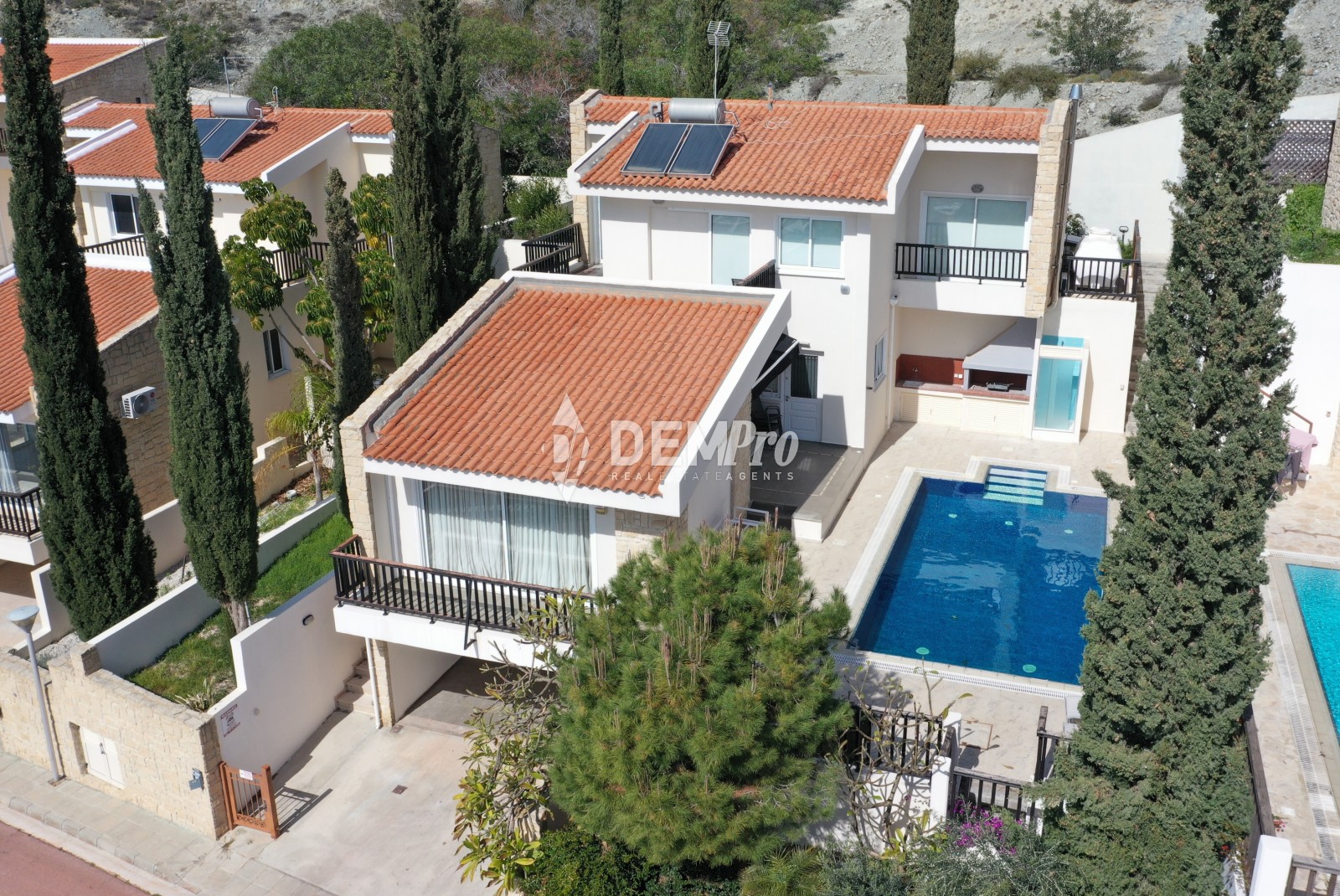 For Sale Villa in Chloraka