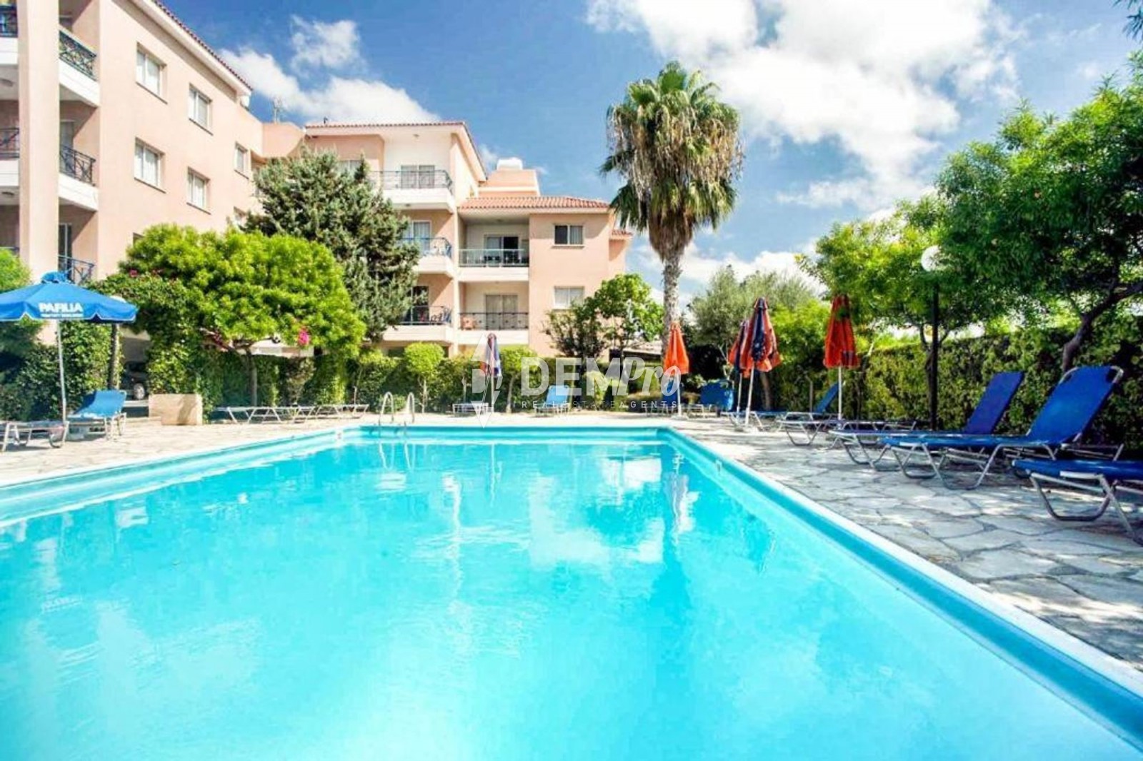 For Sale 1 Bedroom Apartment in Kato Paphos - Universal - PAFIA 3 
