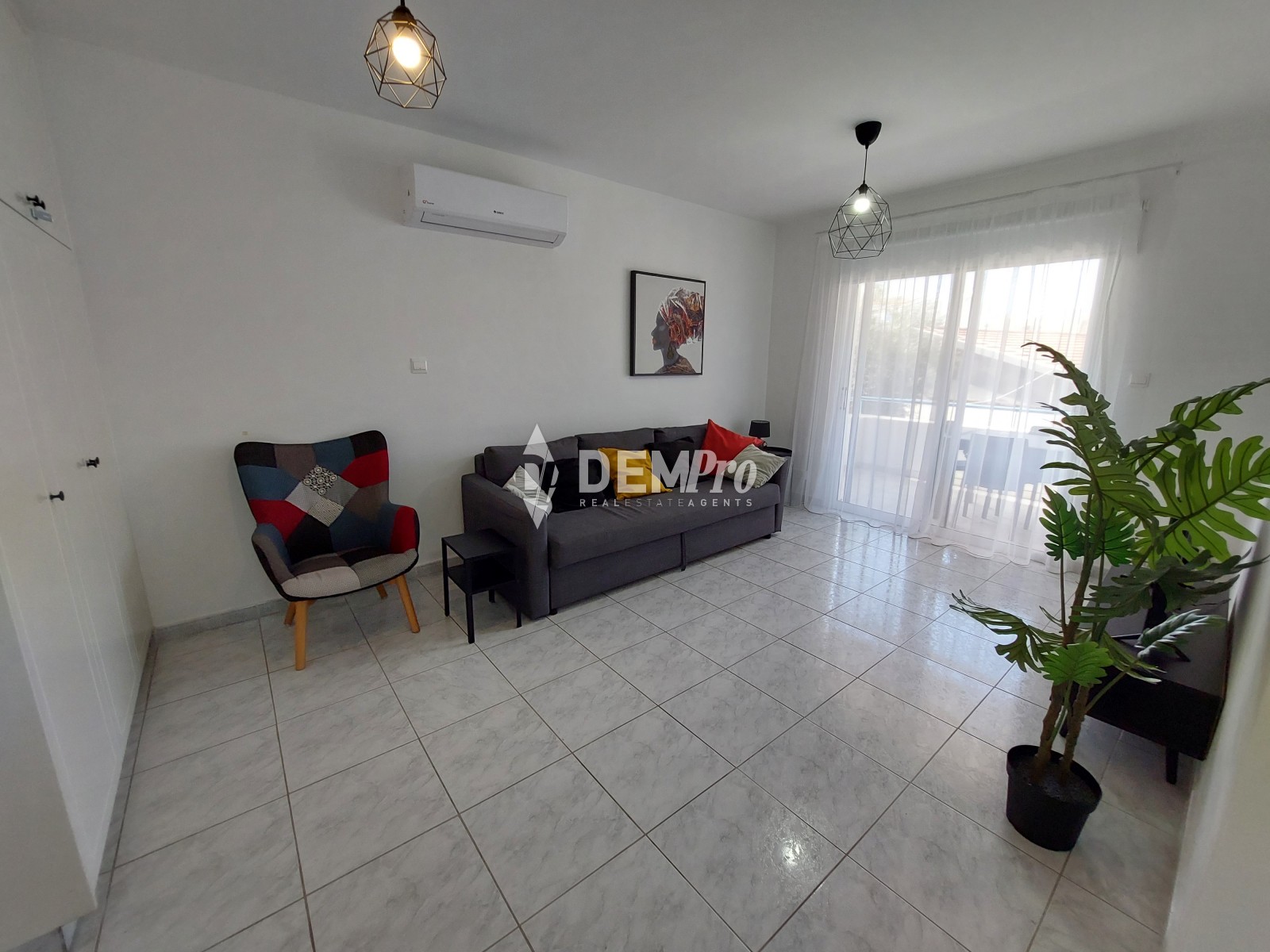 For Sale 1 Bedroom Apartment in Kato Paphos - Universal - PAFIA 3 