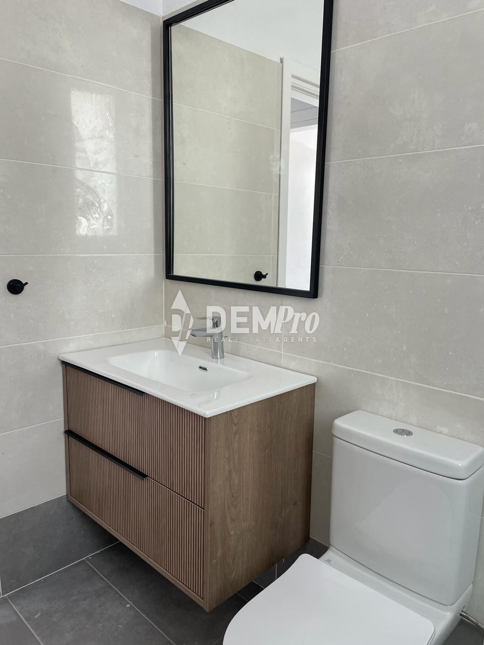 MODERN BUILD 4 BEDROOM VILLAS IN LOWER CHLORAKA