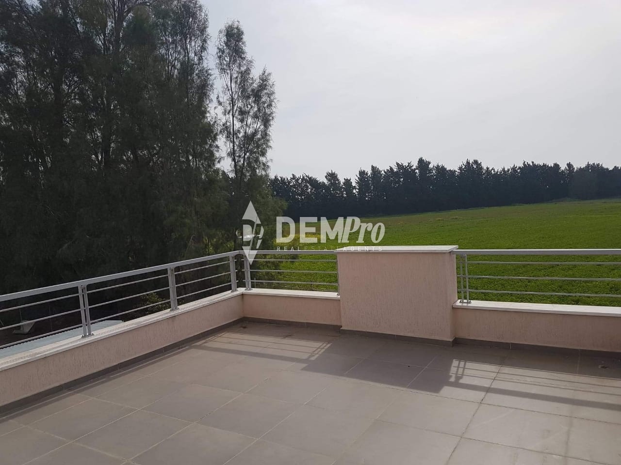 For Sale 5 Bedroom Villa in Lower Yeroskipou 