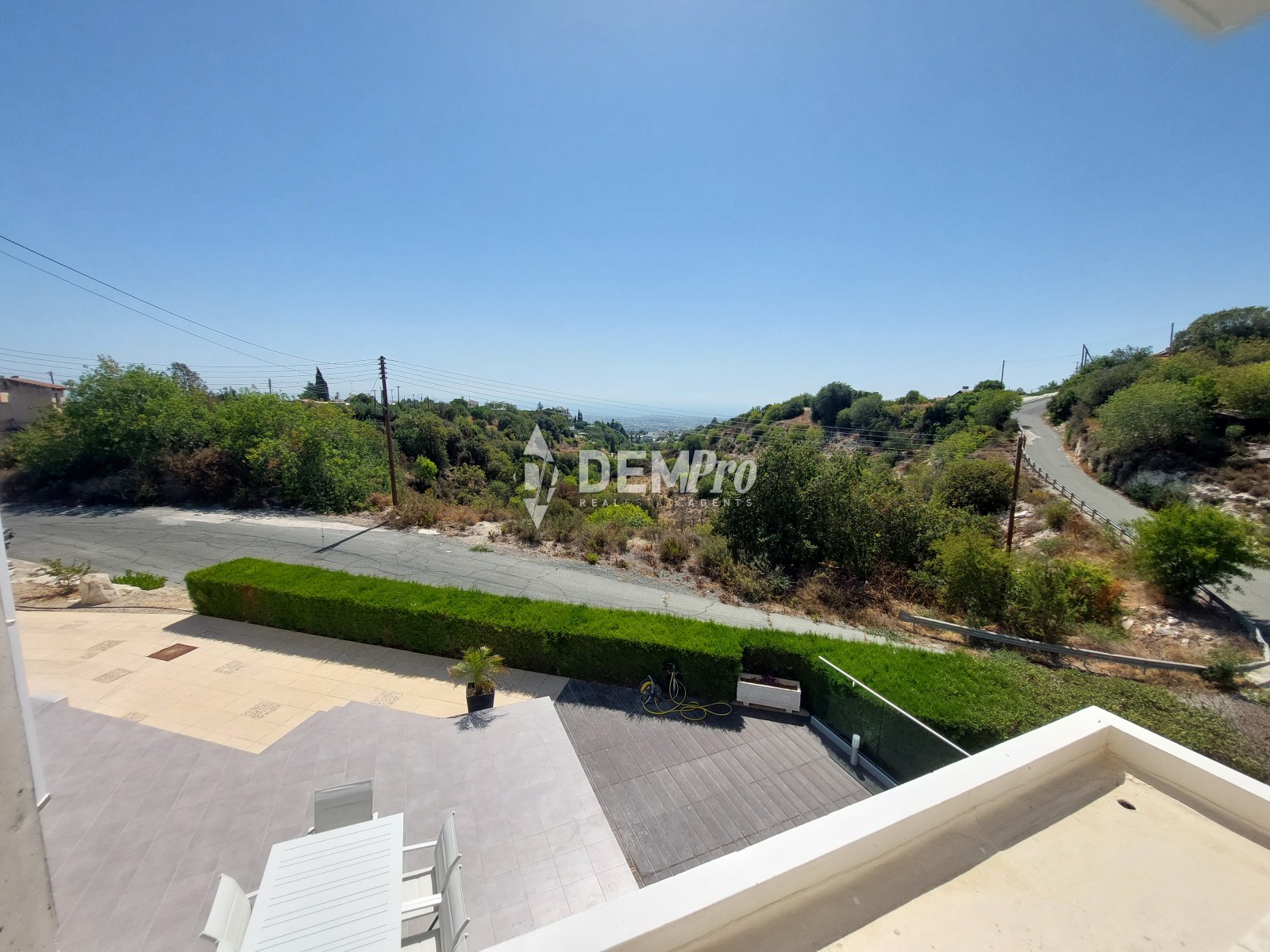 4 Bedroom Villa in Armou - Paphos  