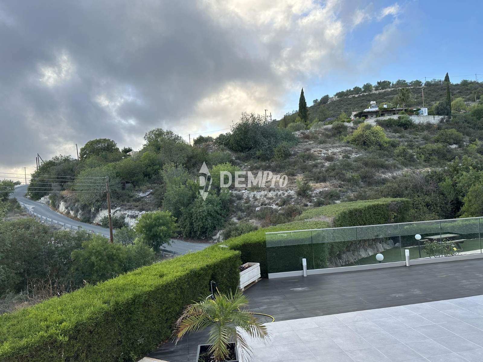 4 Bedroom Villa in Armou - Paphos  