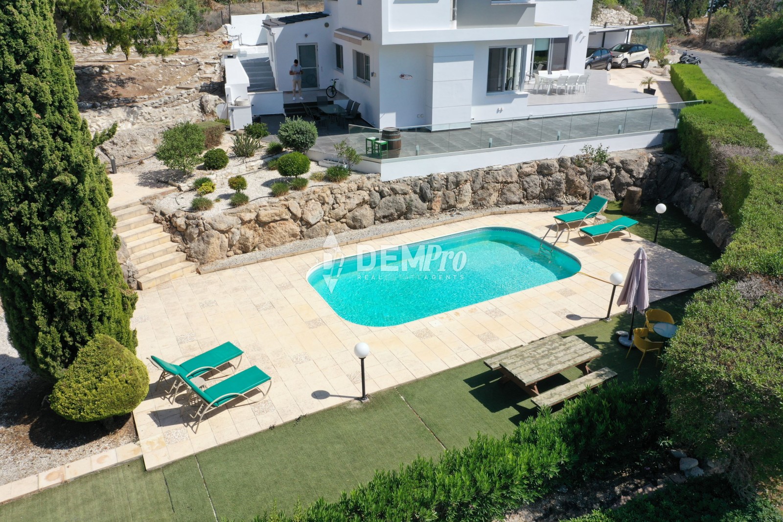 4 Bedroom Villa in Armou - Paphos  