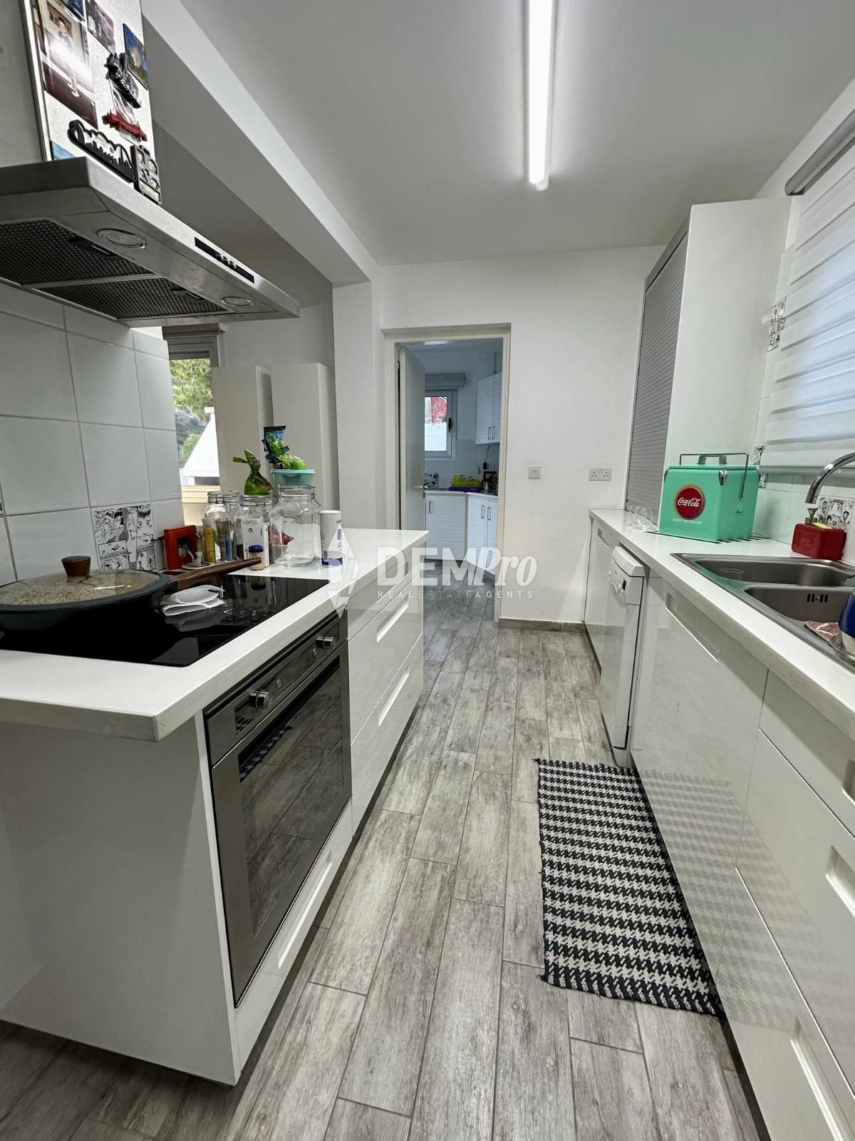 4 Bedroom Villa in Armou - Paphos  