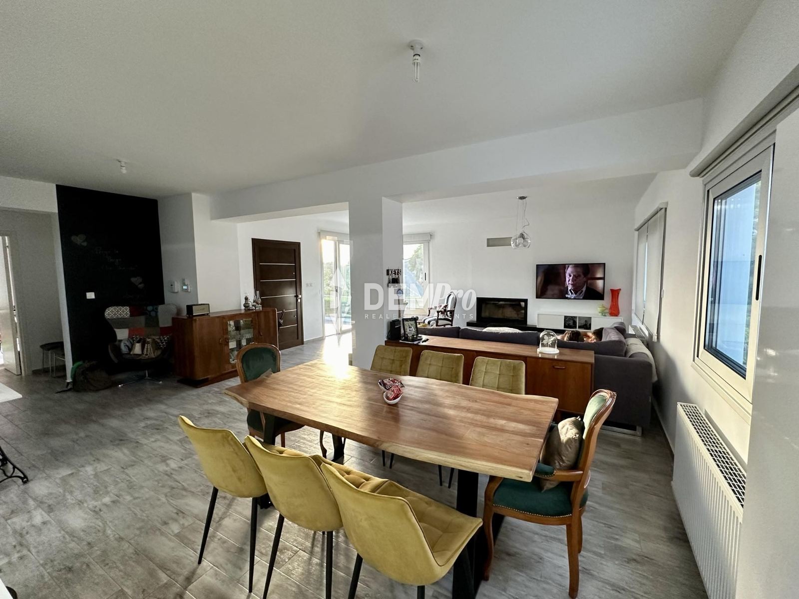 4 Bedroom Villa in Armou - Paphos  