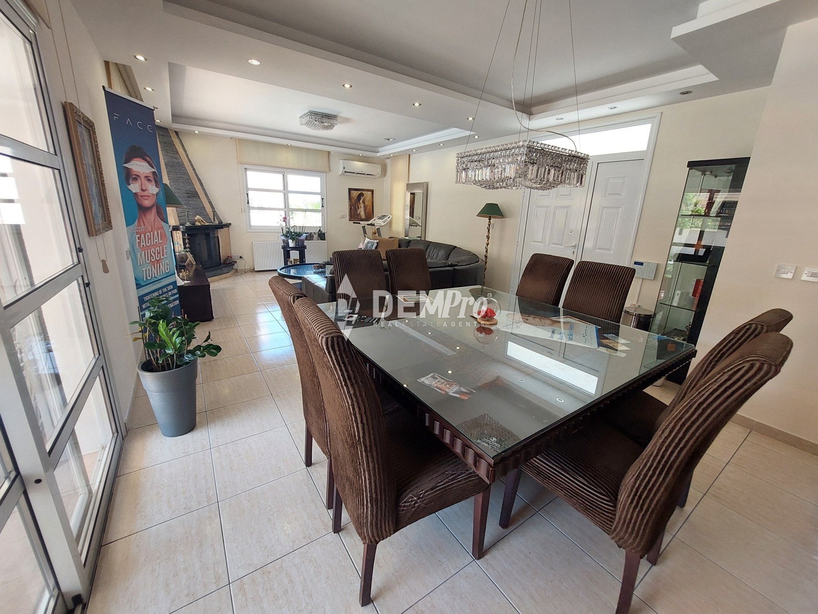 For Sale 3 Bedroom Bungalow in Moutalos