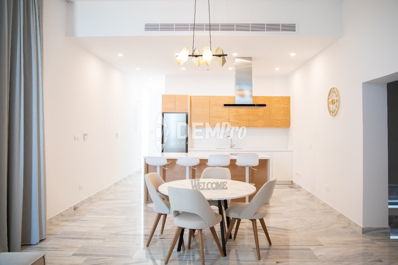 For Sale 4 Bedroom Villa in Chloraka 