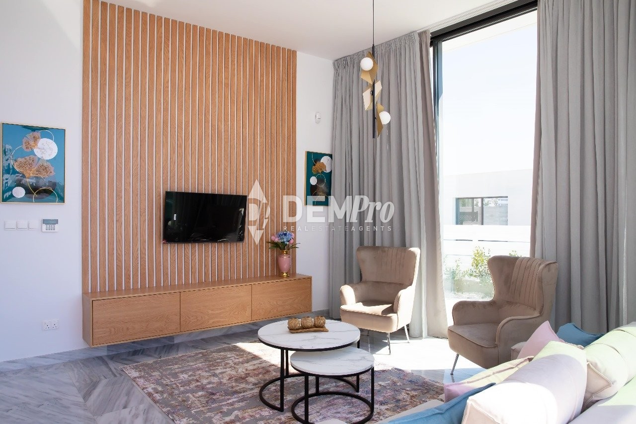 For Sale 4 Bedroom Villa in Chloraka 