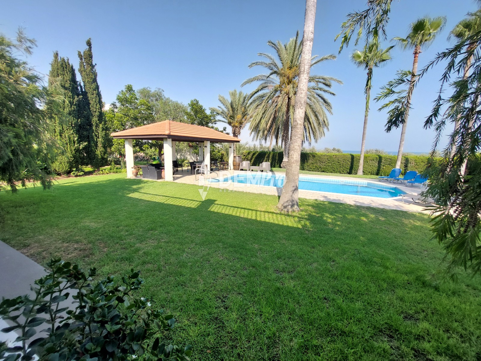 For Sale 5 Bedroom Beachfront Villa in Timi - Paphos 