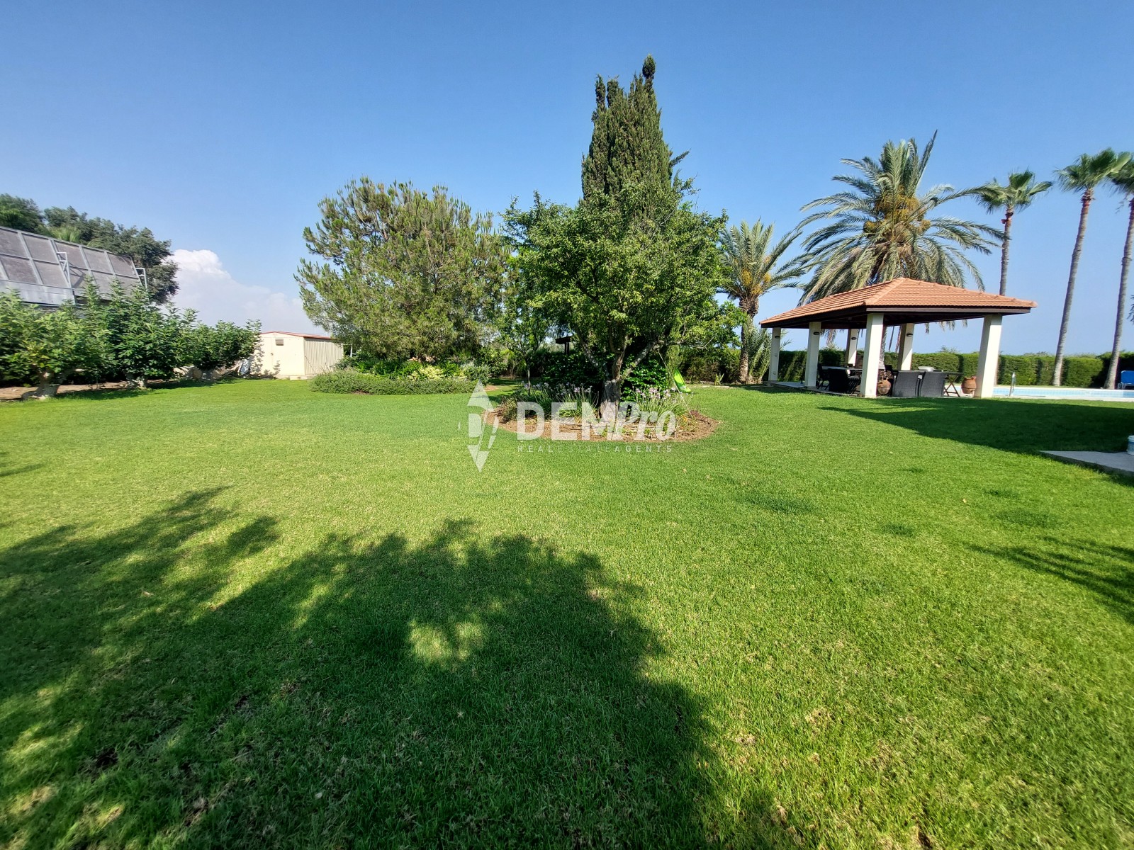 For Sale 5 Bedroom Beachfront Villa in Timi - Paphos 