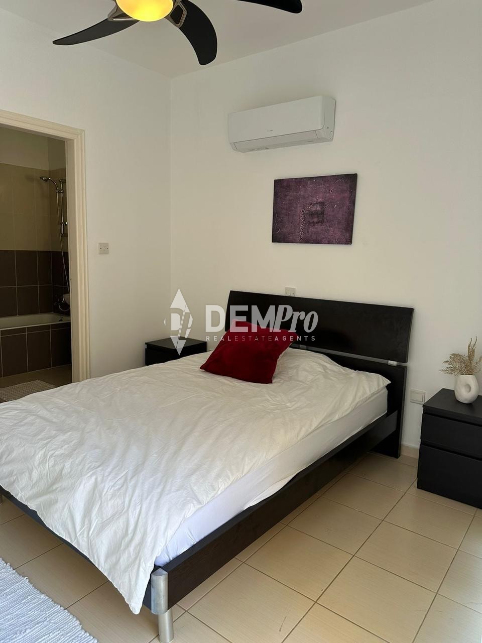 For Sale 2 Bedroom Townhouse in Kato Paphos