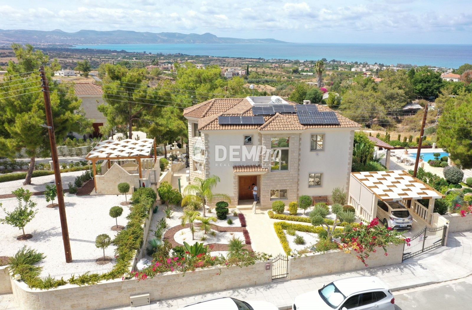 For Sale 3 Bed Villa in Argaka - Paphos, Cyprus 