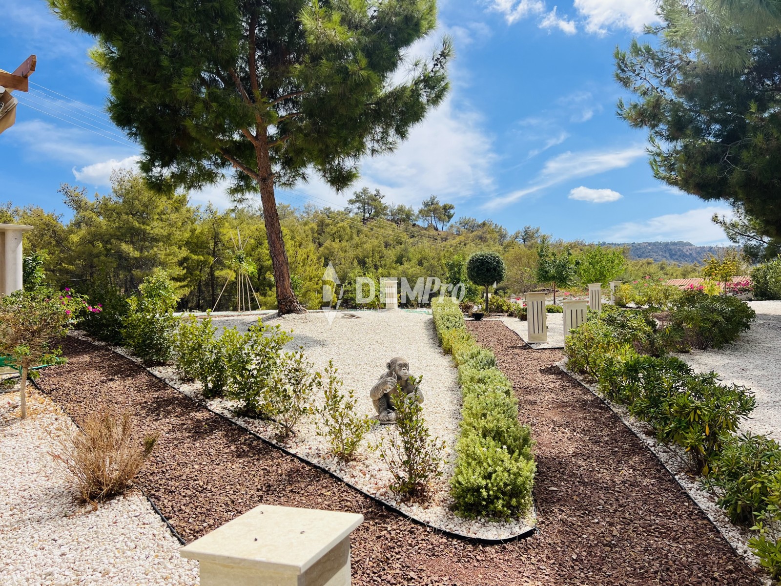 For Sale 3 Bed Villa in Argaka - Paphos, Cyprus 