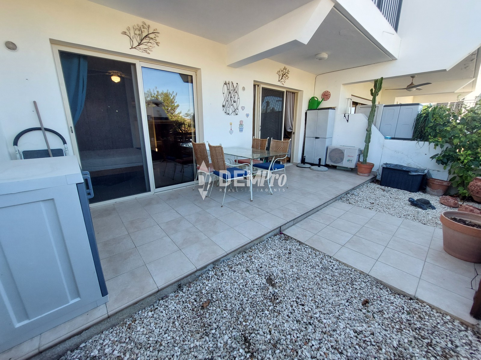 For Sale 1 Bedroom Apartment in Peyia 