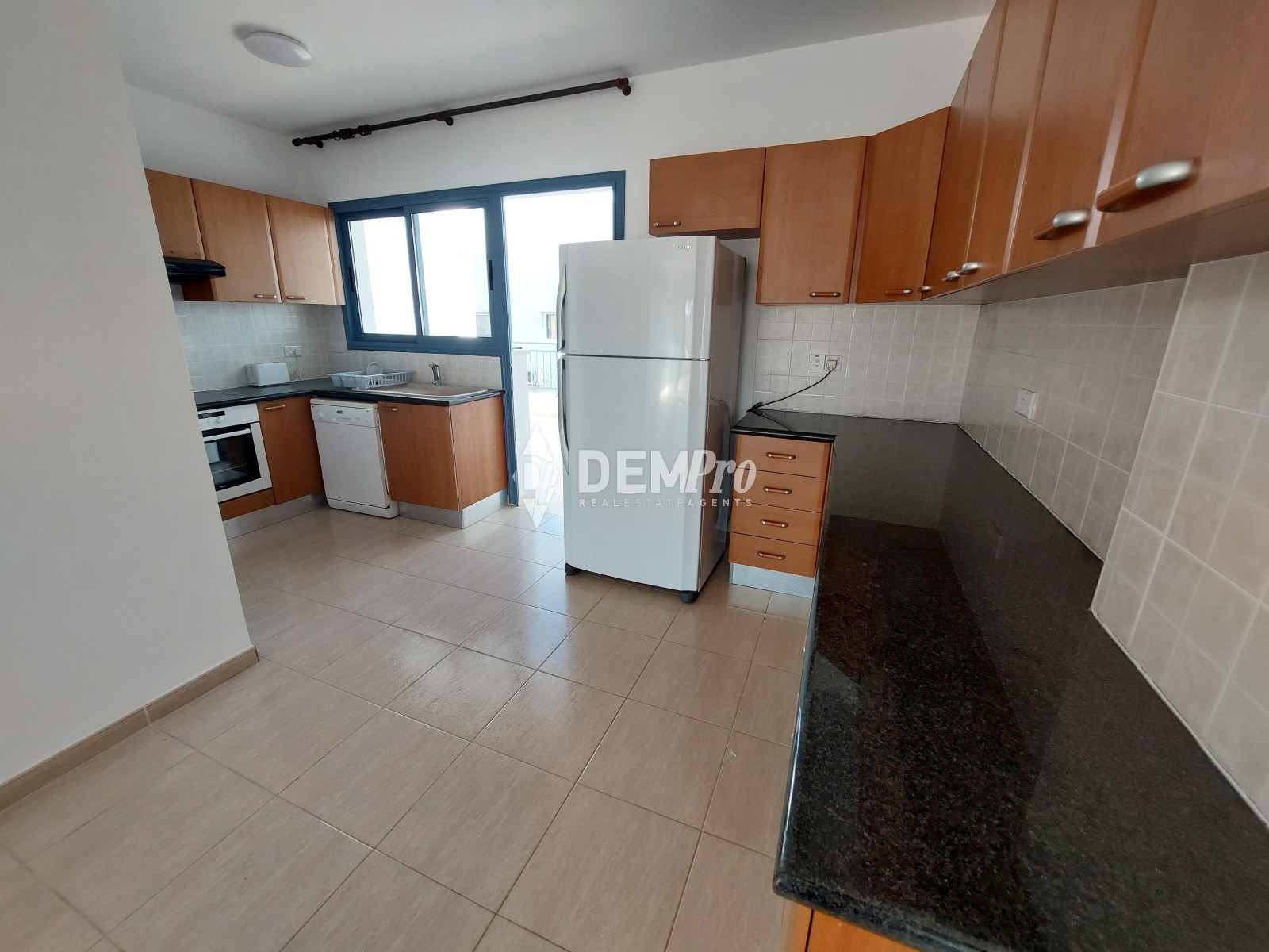 For Sale 2 Bedroom Apartment in Geroskipou 