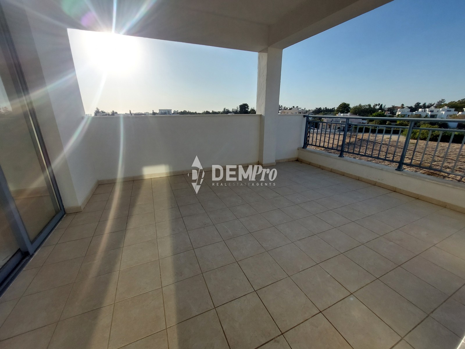 For Sale 2 Bedroom Apartment in Geroskipou 