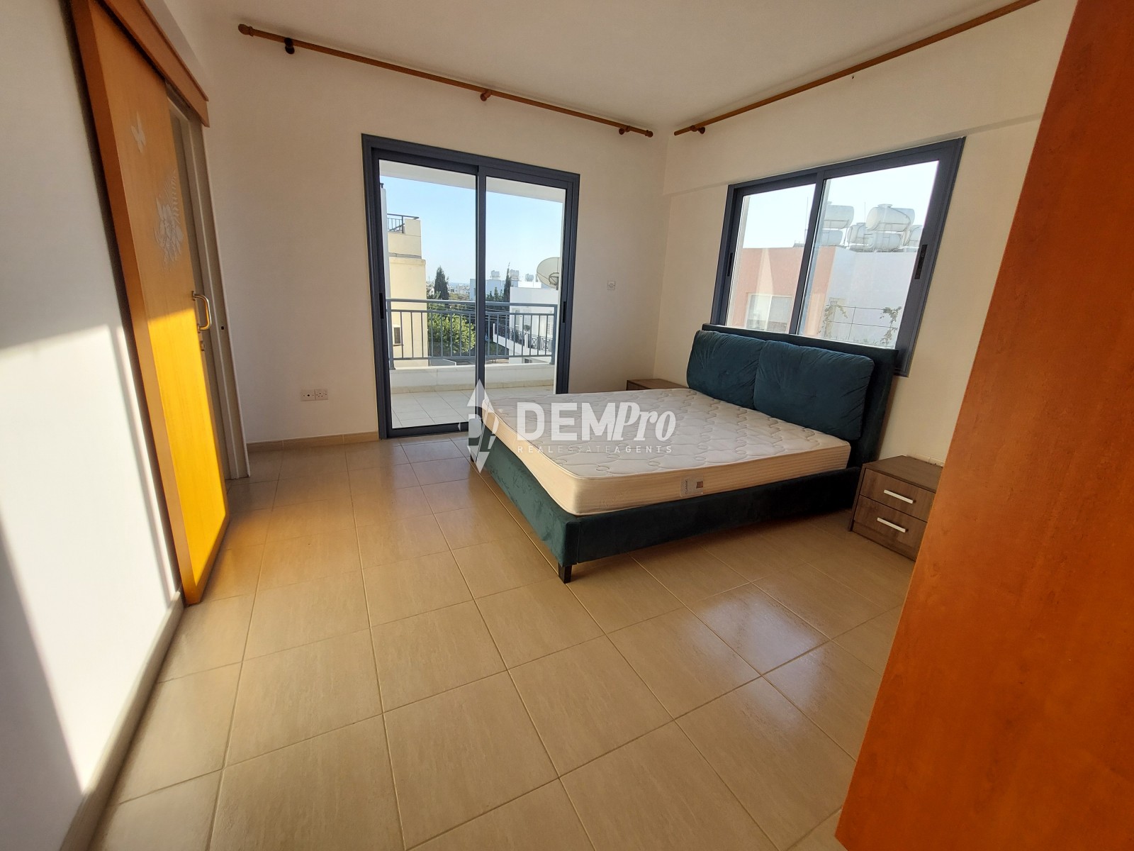 For Sale 2 Bedroom Apartment in Geroskipou 