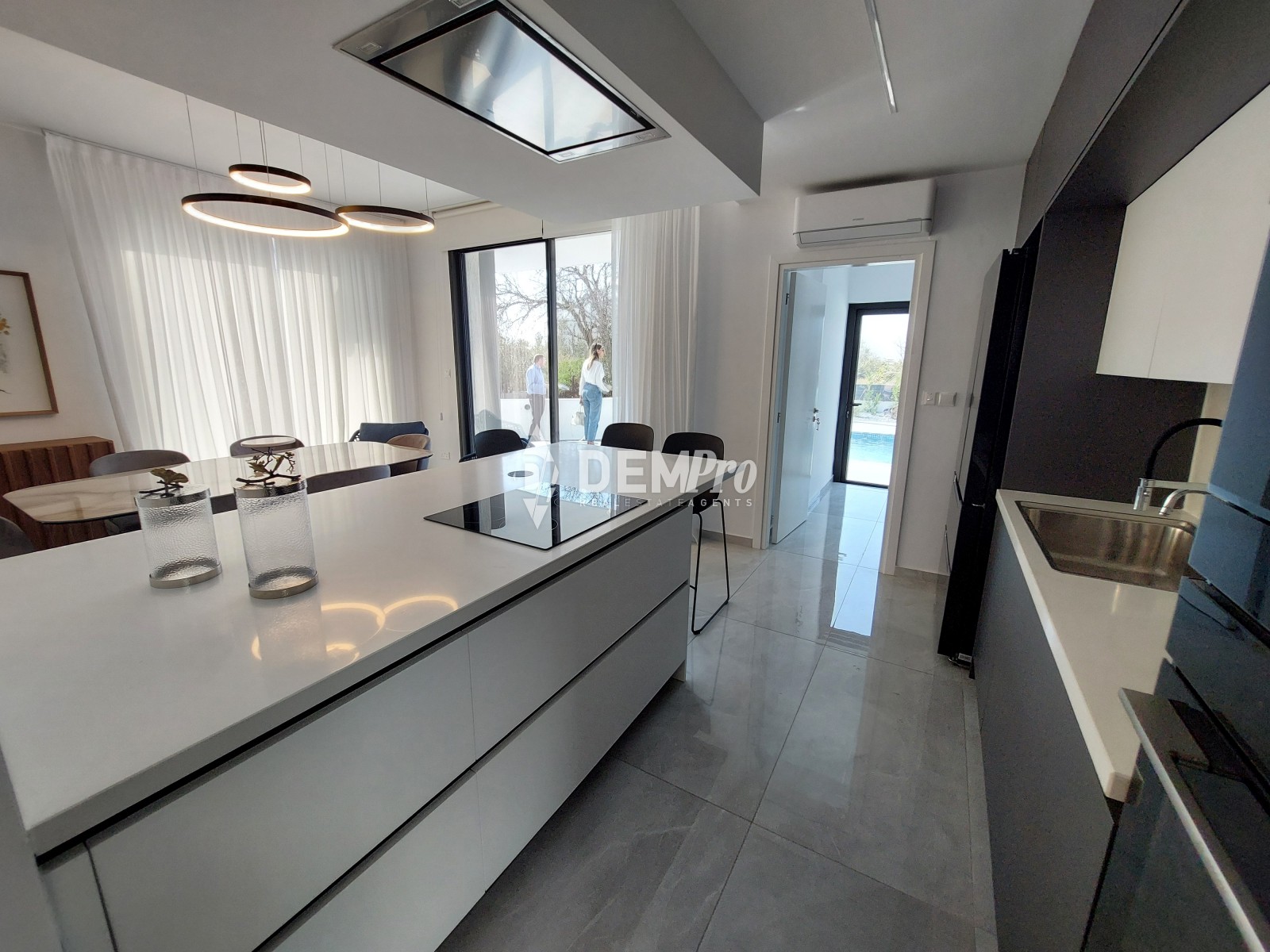 4 Bedroom Villa Chloraka - Paphos 