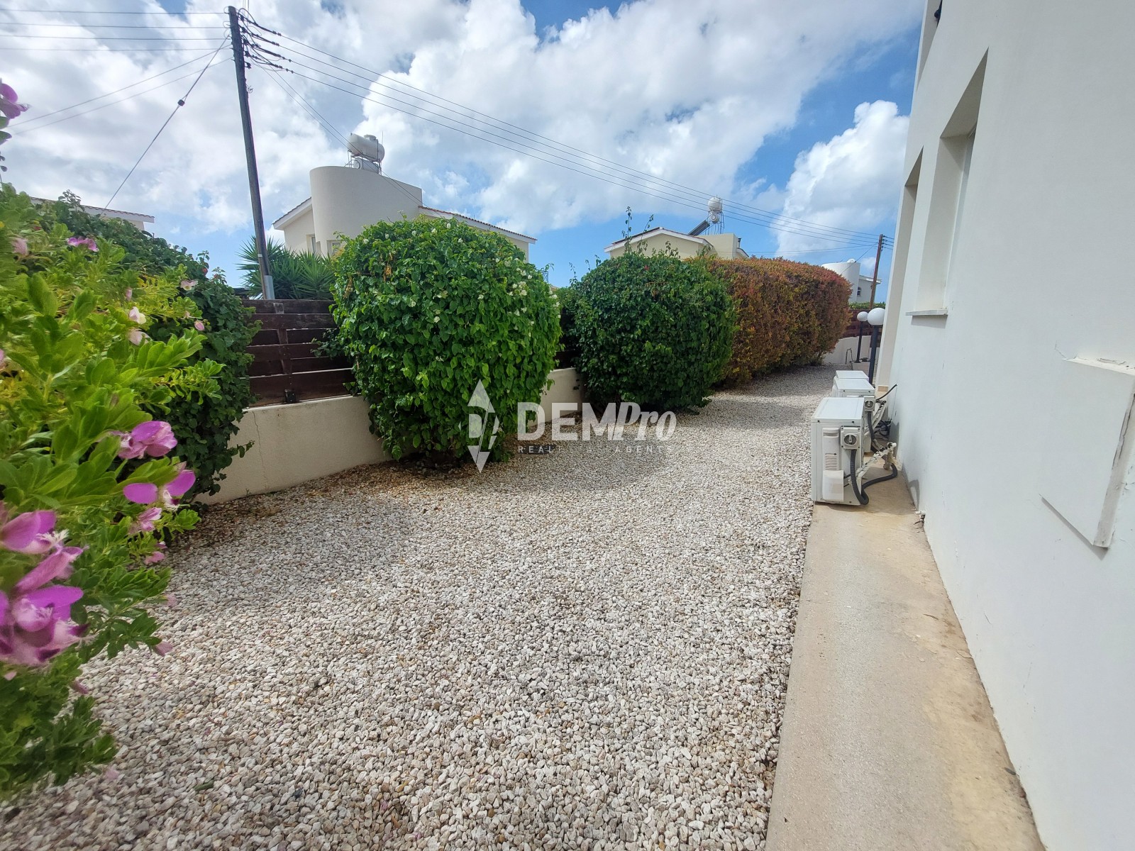 3 Bedroom Detached Villa in Peyia - Pafos