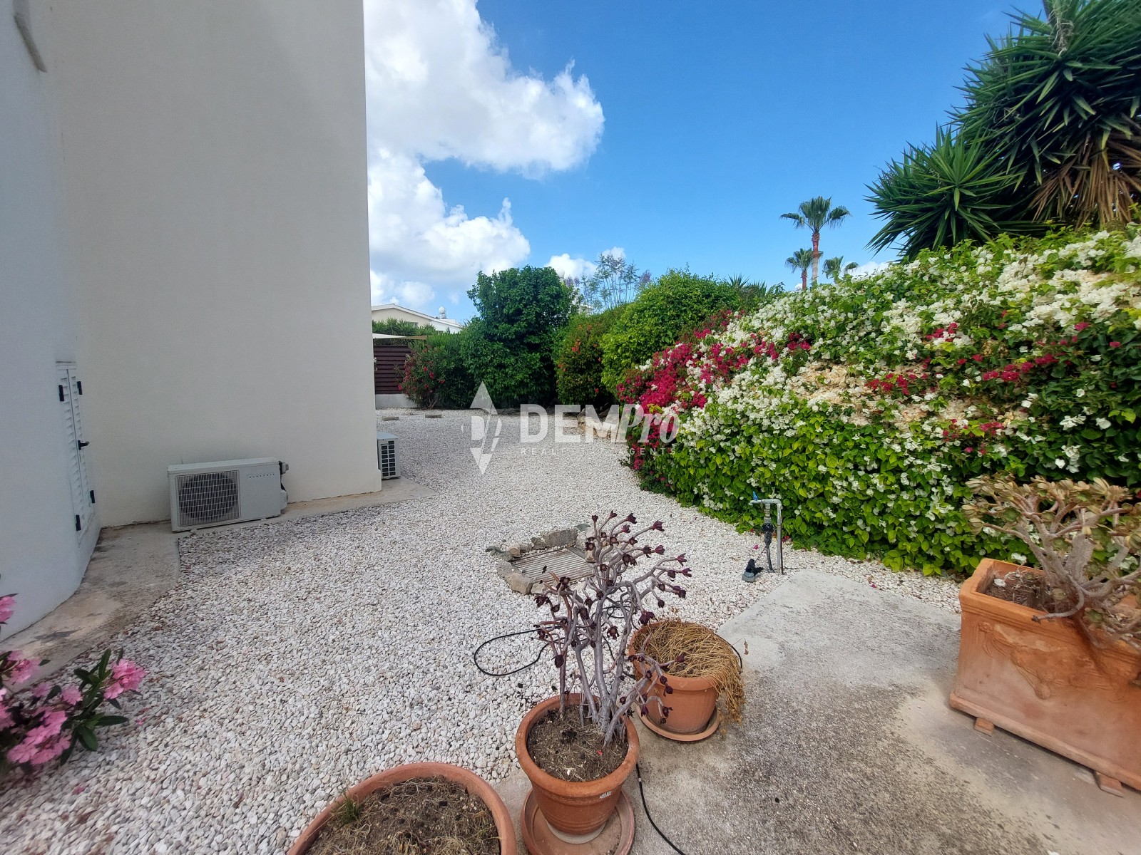 3 Bedroom Detached Villa in Peyia - Pafos