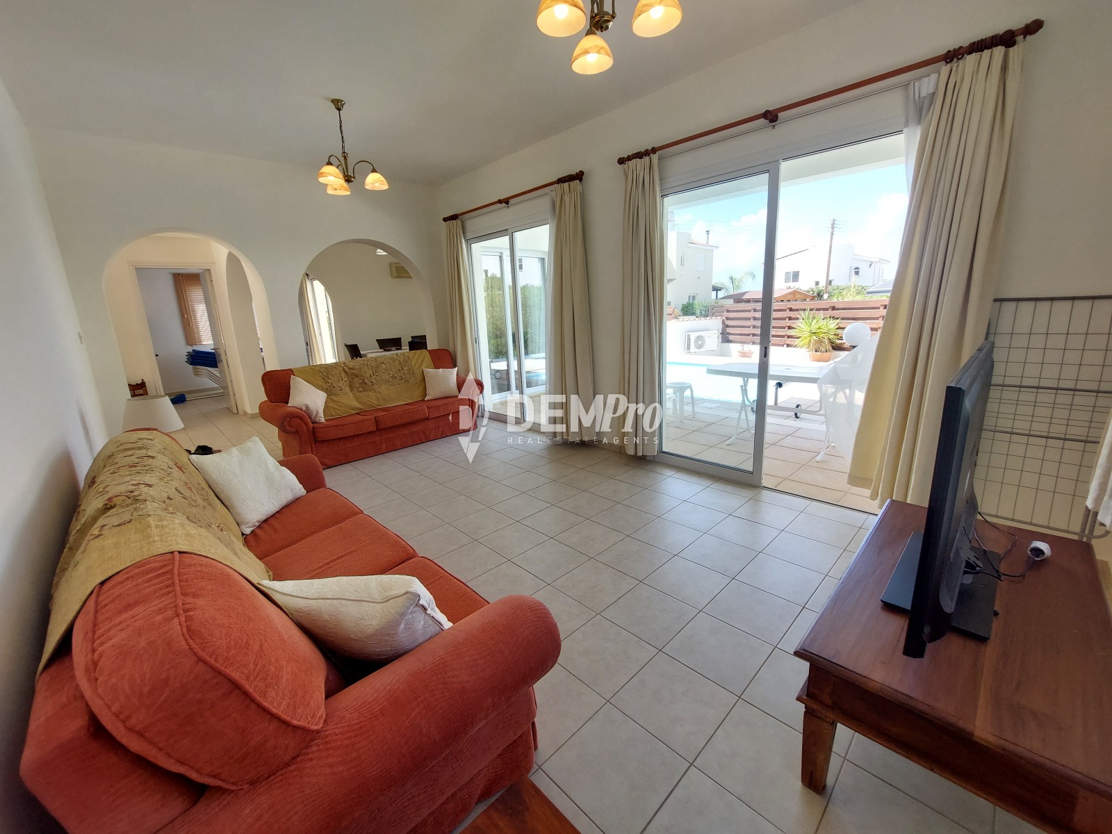 3 Bedroom Detached Villa in Peyia - Pafos