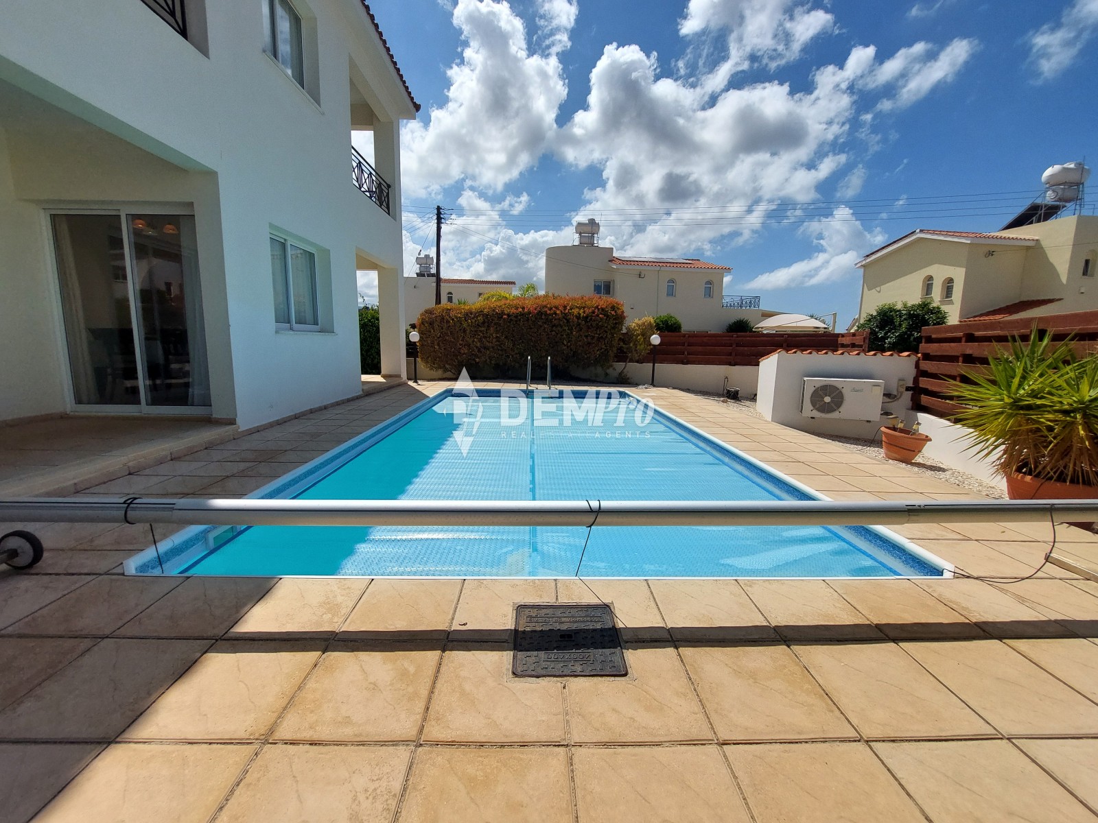 3 Bedroom Detached Villa in Peyia - Pafos