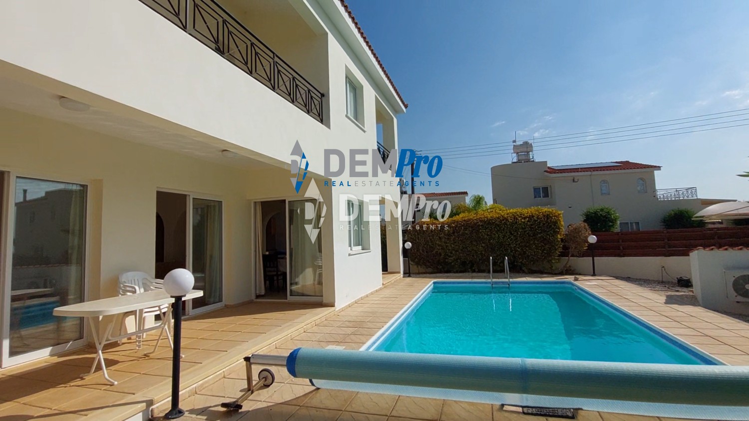 3 Bedroom Detached Villa in Peyia - Pafos