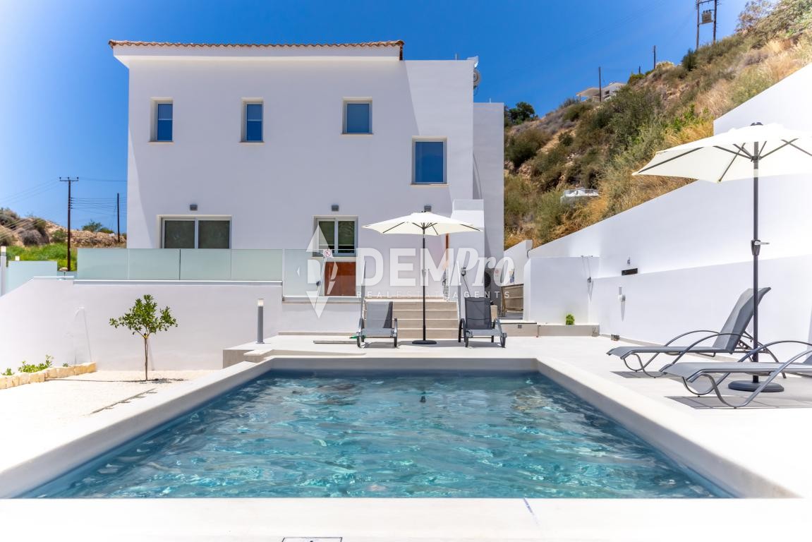 Luxury Villa in Peyia - Potima 