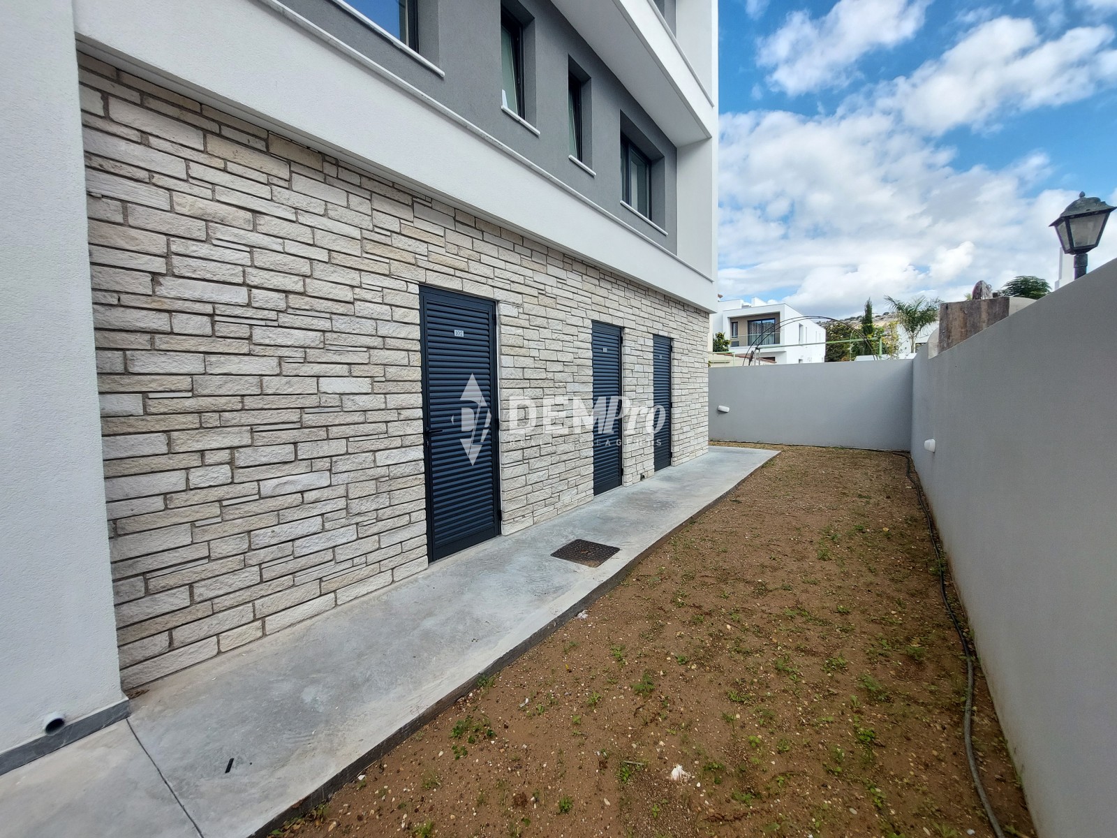 For Sale 2 Bedroom Brand New Apartment 
