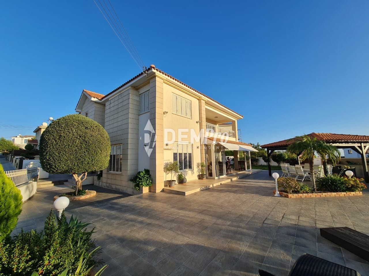 For Sale 6 Bedroom Luxury Villa in Konia - Pafos