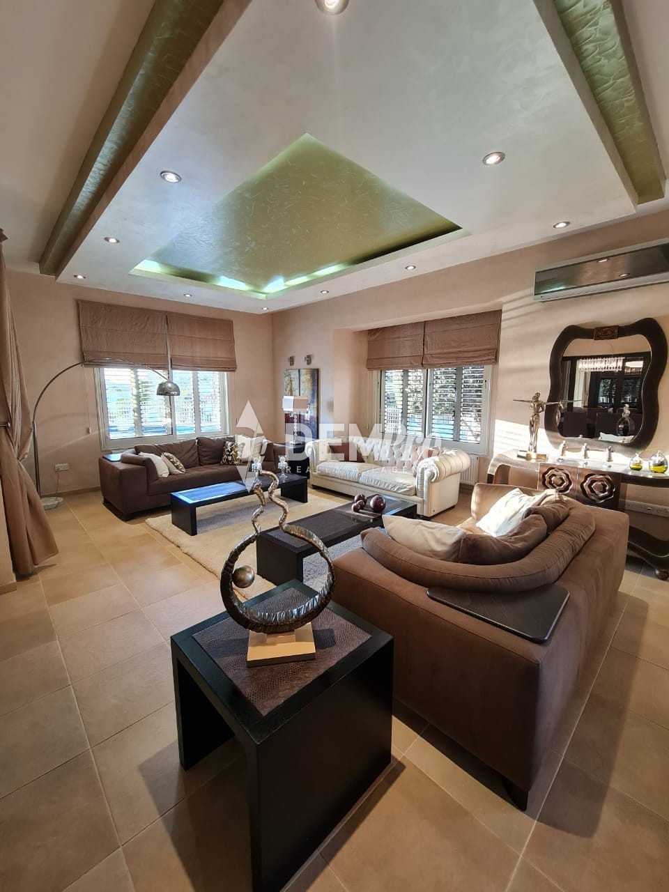 For Sale 6 Bedroom Luxury Villa in Konia - Pafos