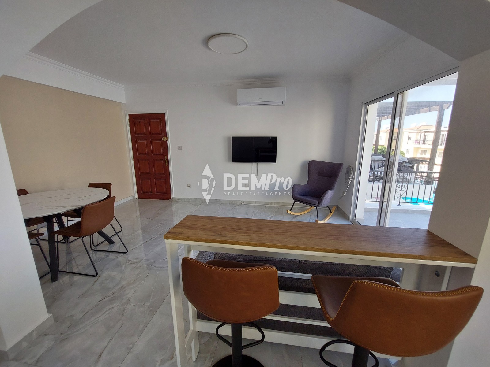 For Sale 2 Bedroom Apartment in Kato Paphos - Universal 