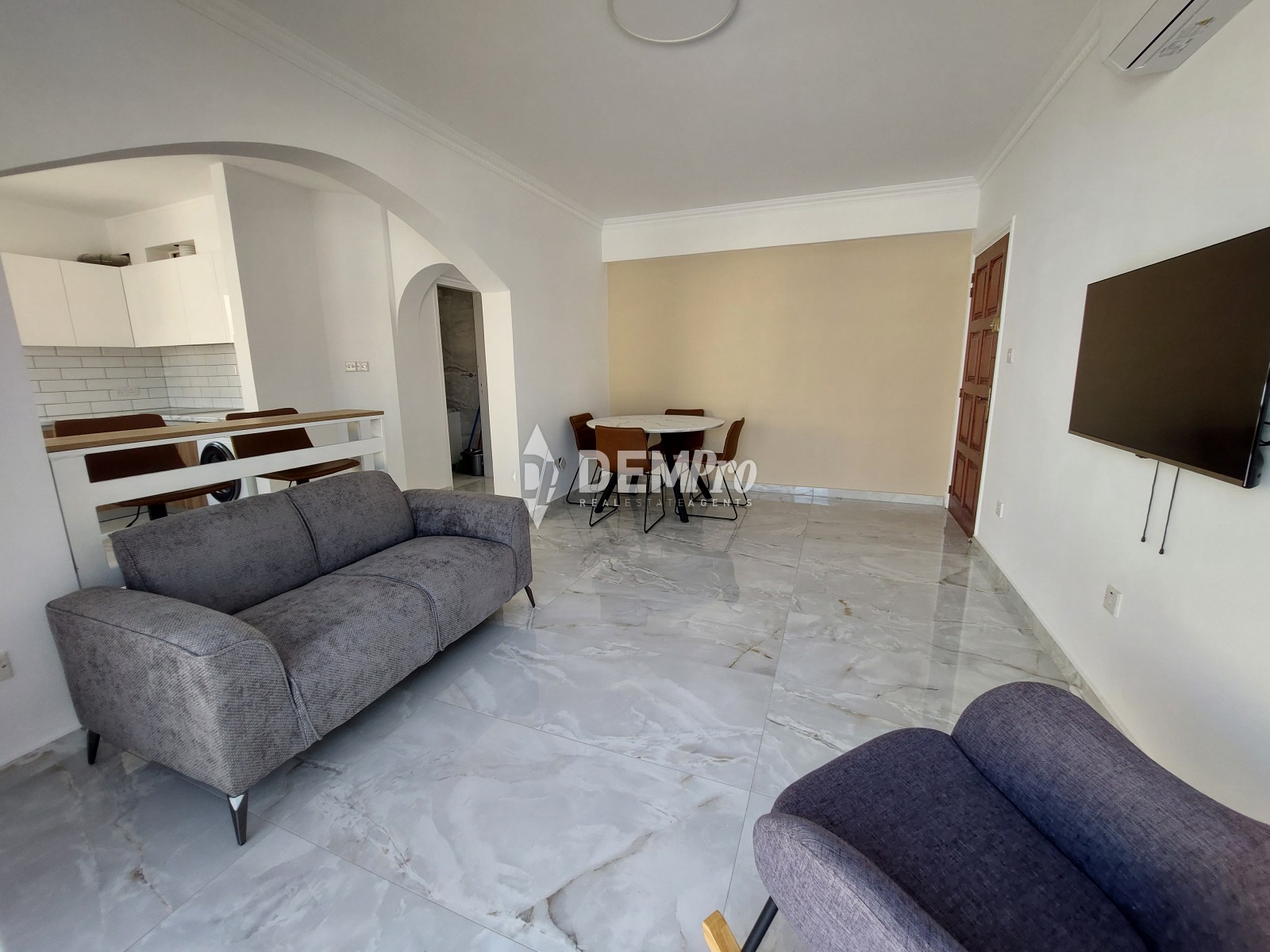 For Sale 2 Bedroom Apartment in Kato Paphos - Universal 