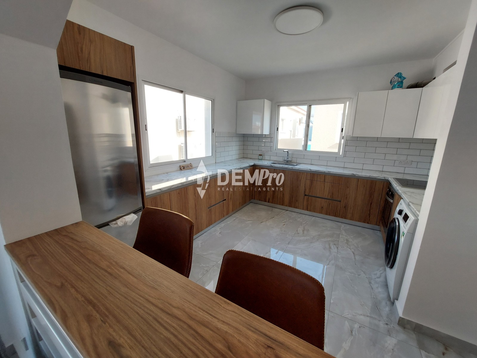 For Sale 2 Bedroom Apartment in Kato Paphos - Universal 
