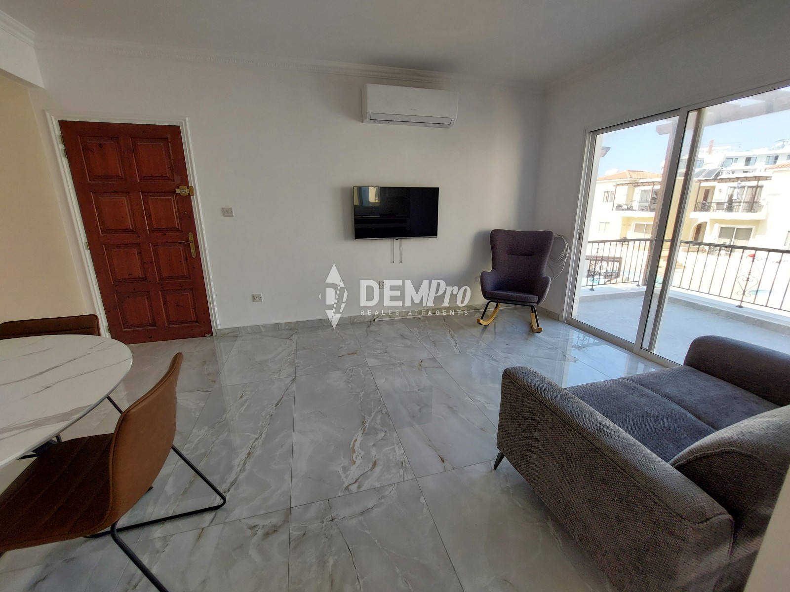 For Sale 2 Bedroom Apartment in Kato Paphos - Universal 