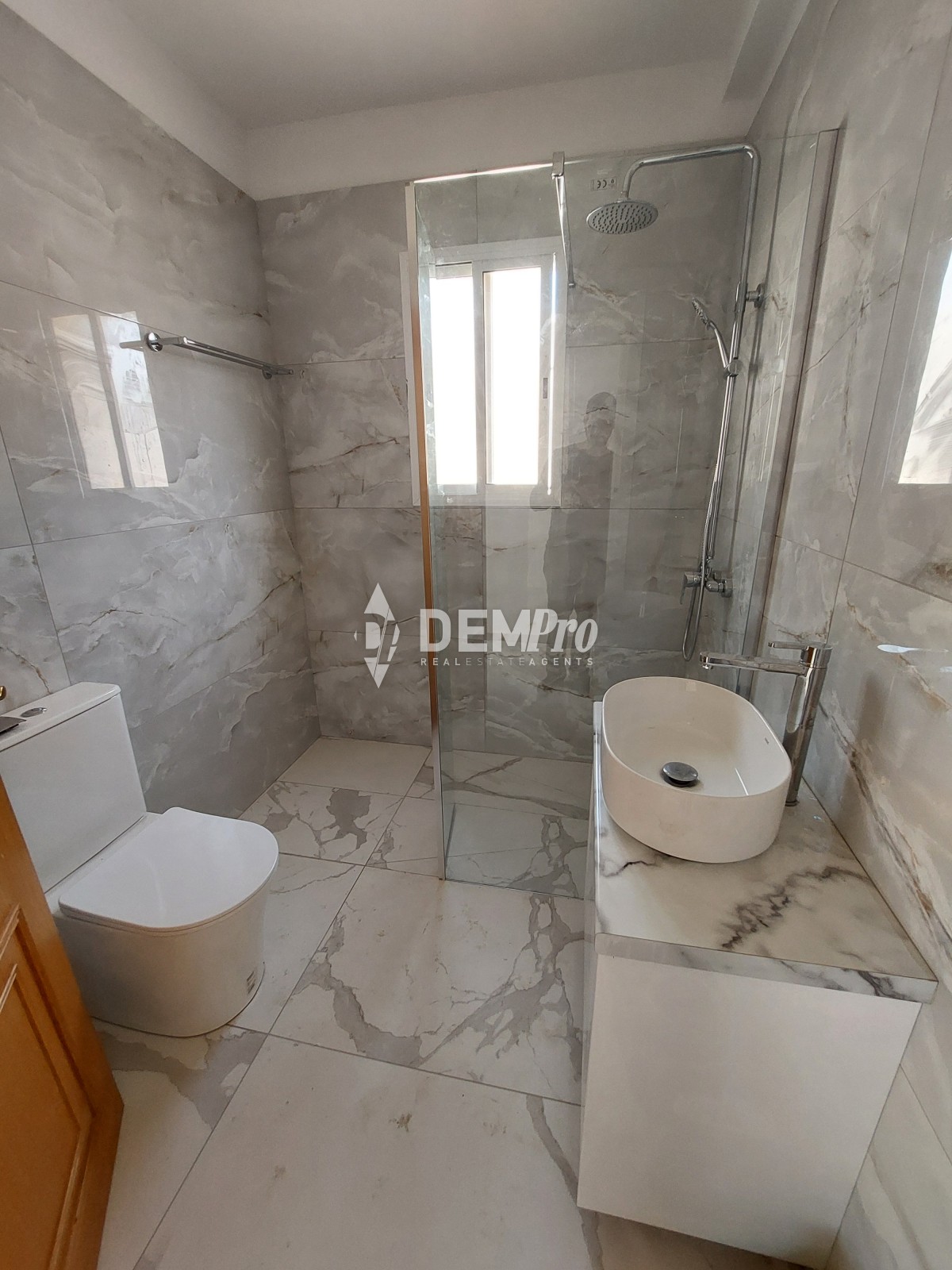For Sale 2 Bedroom Apartment in Kato Paphos - Universal 