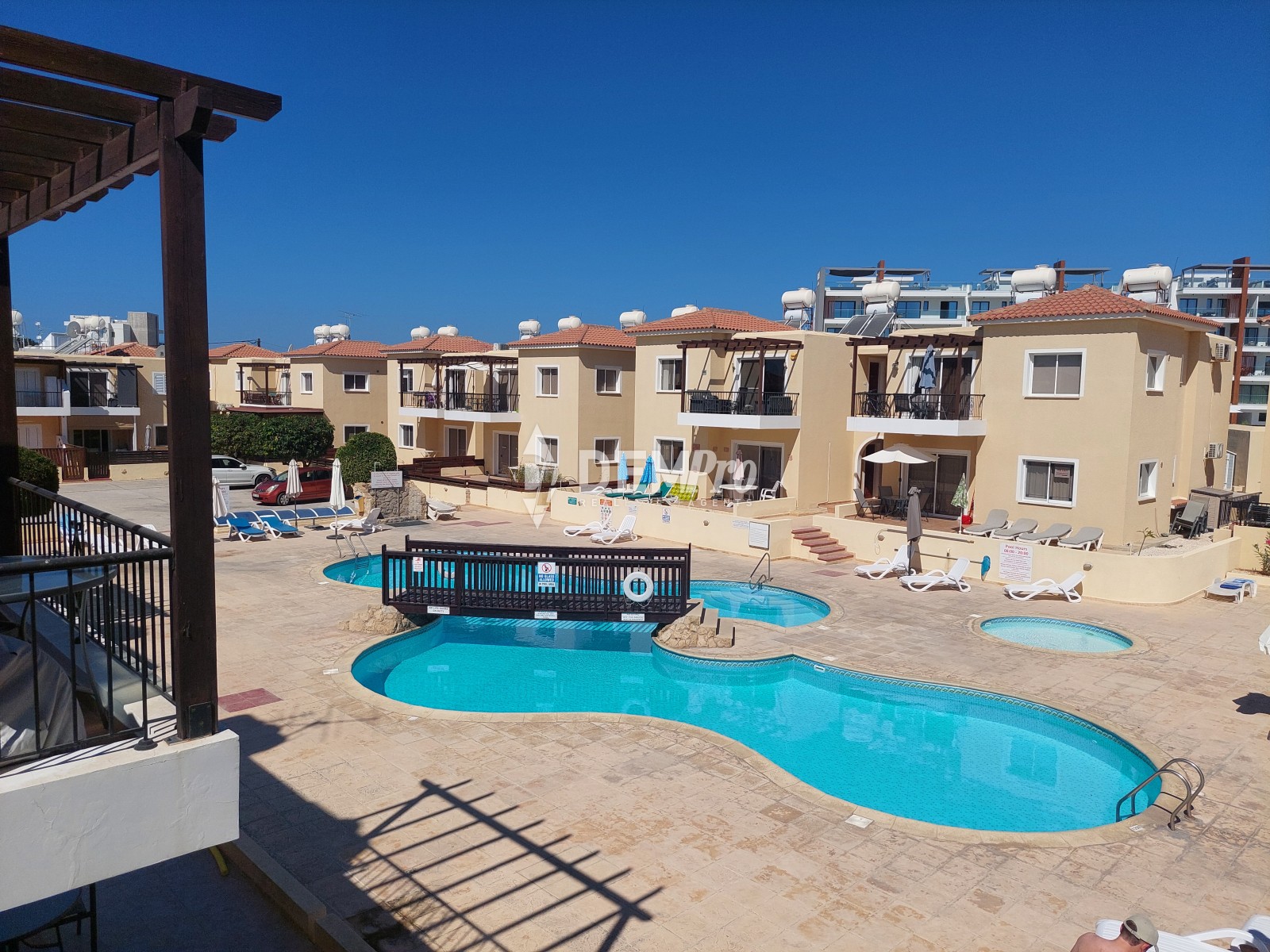For Sale 2 Bedroom Apartment in Kato Paphos - Universal 