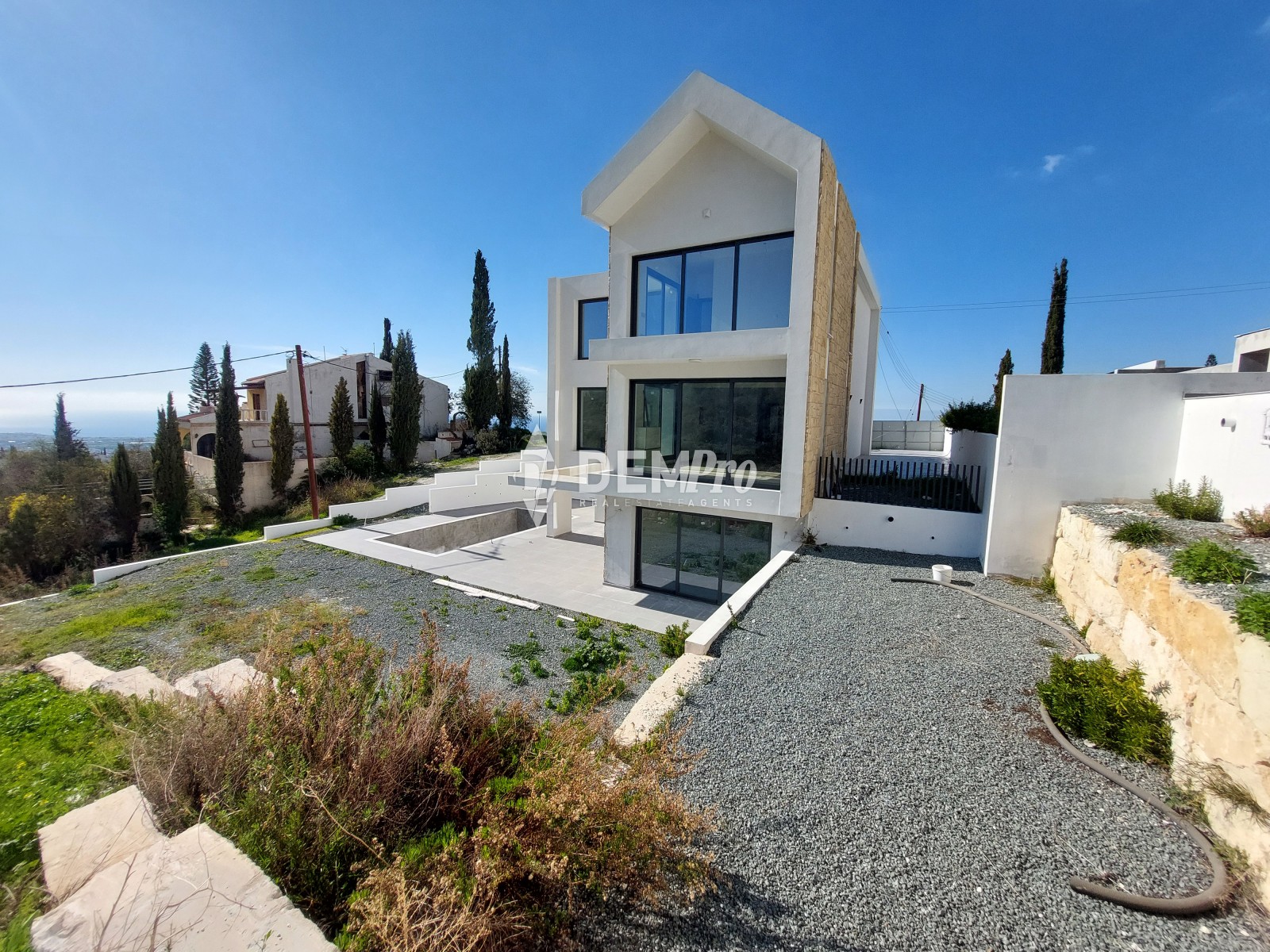 For Sale Brand New - Luxiry villa in Tala - Paphos