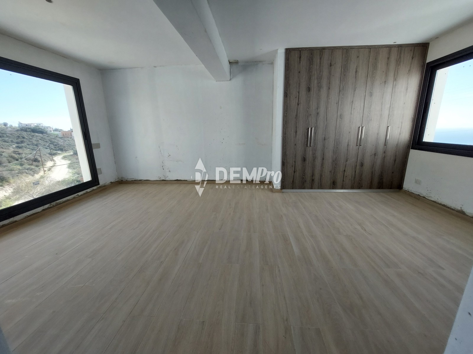 For Sale Brand New - Luxiry villa in Tala - Paphos
