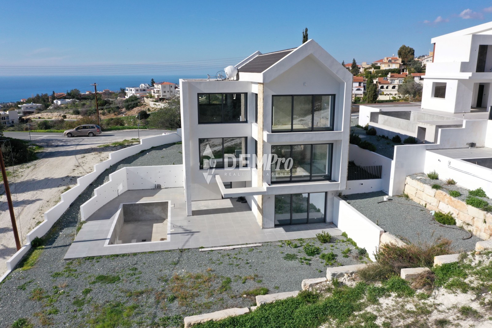 For Sale Brand New - Luxiry villa in Tala - Paphos