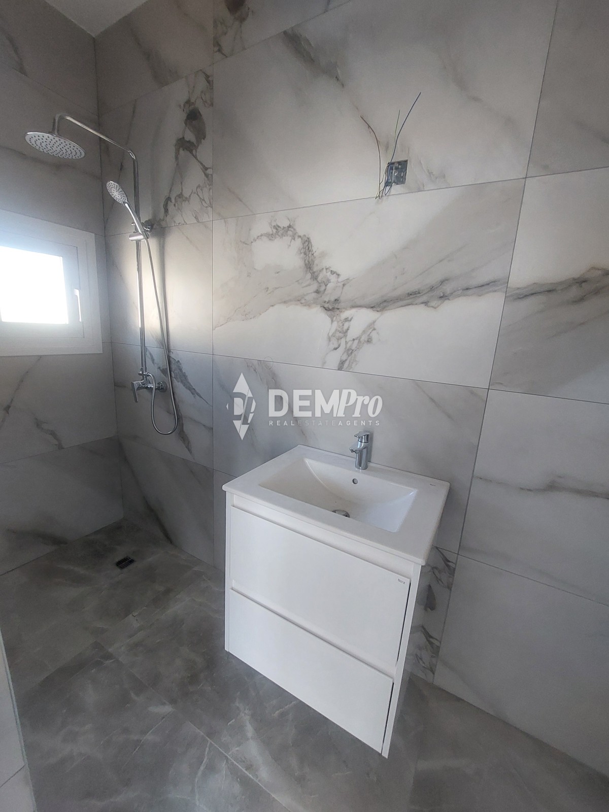For Sale 3 Bedroom House in Tala