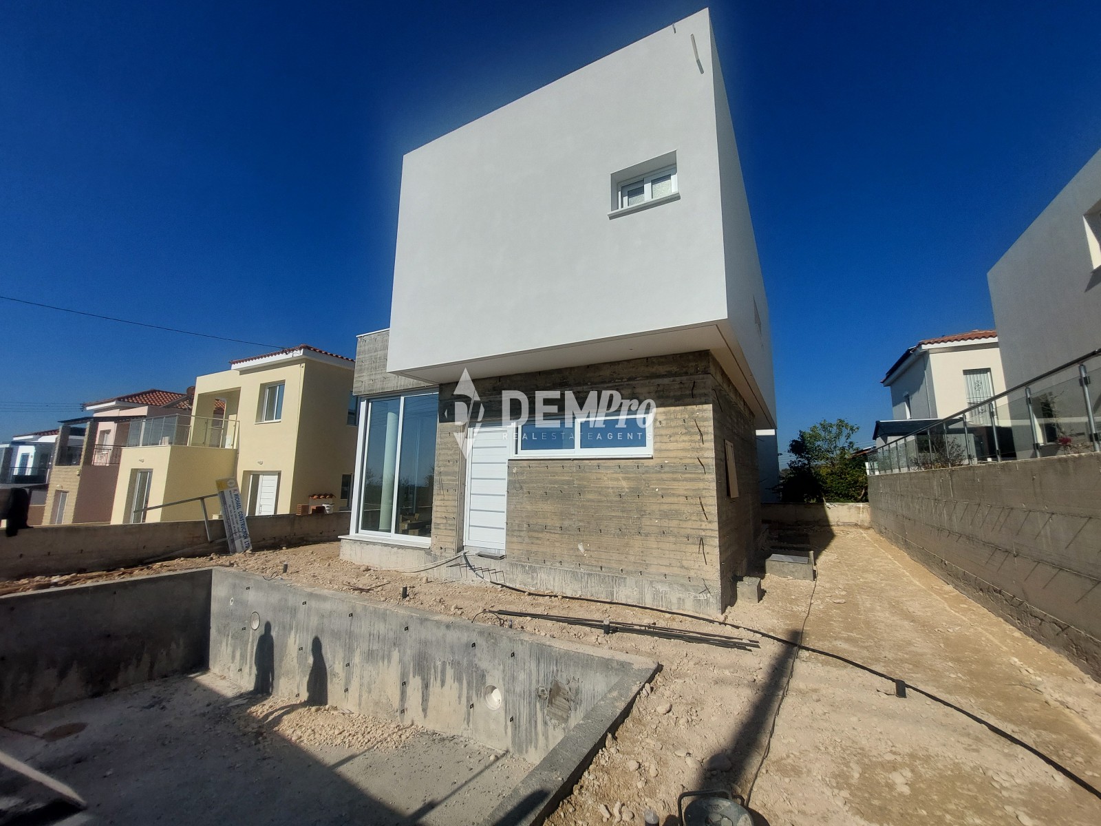 For Sale 3 Bedroom House in Tala