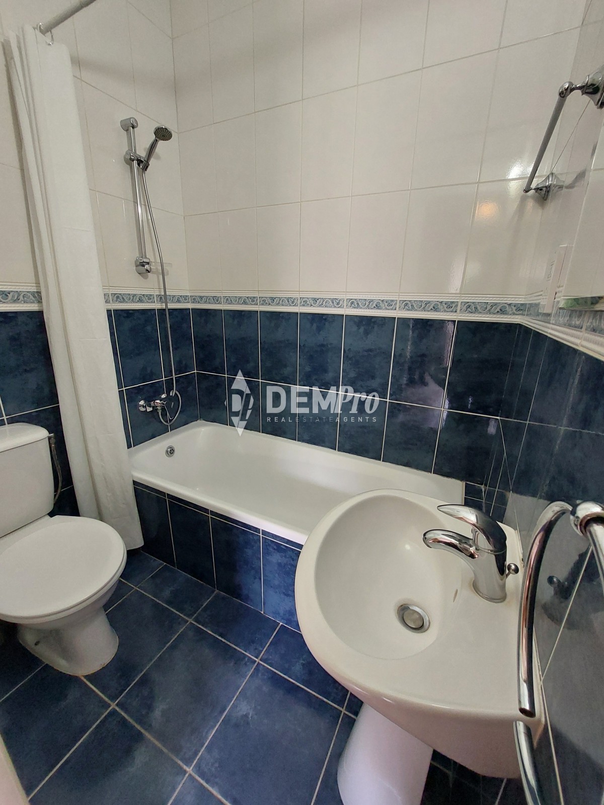 For Sale 2 Bedroom Townhouse in 